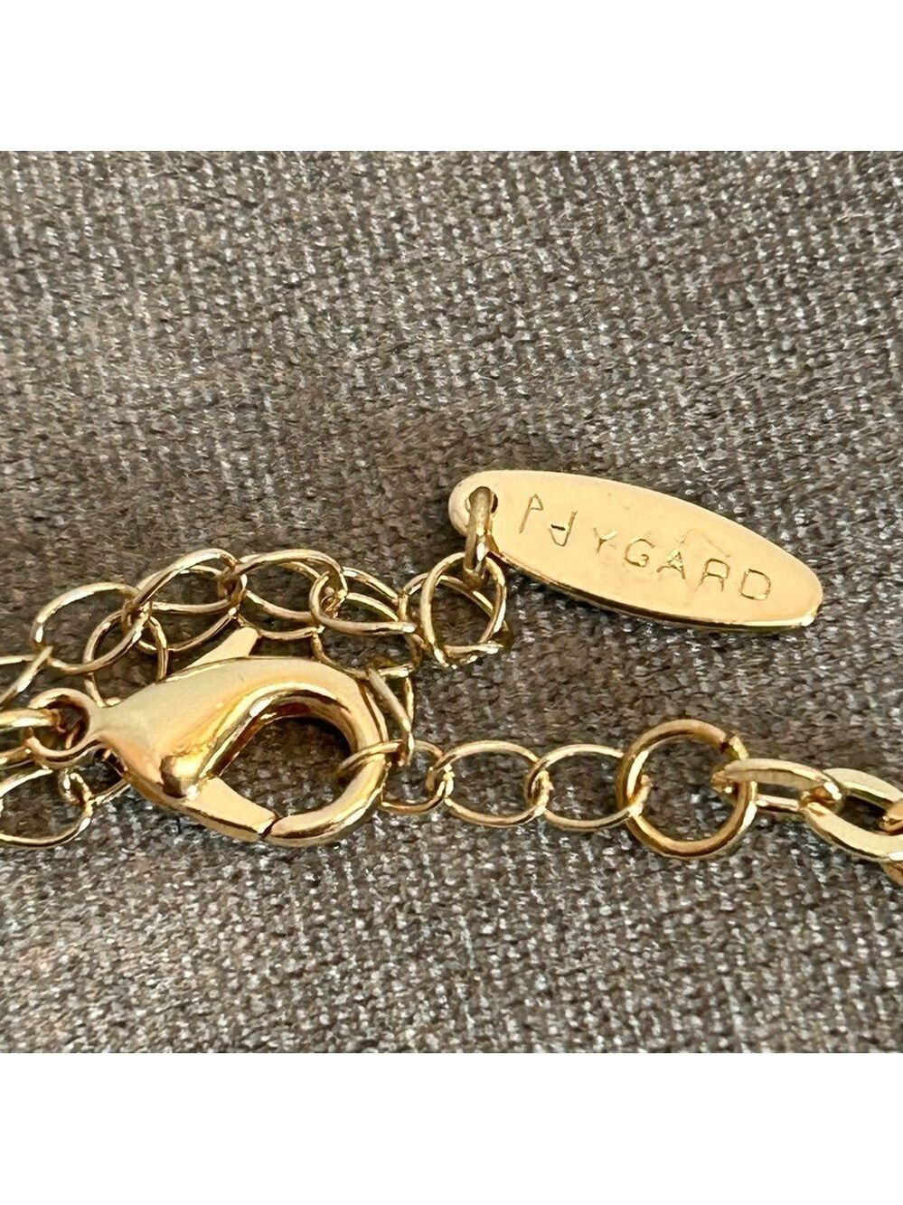 Nygard brushed gold curvy piano Cleopatra statement necklace - Picture 9 of 10
